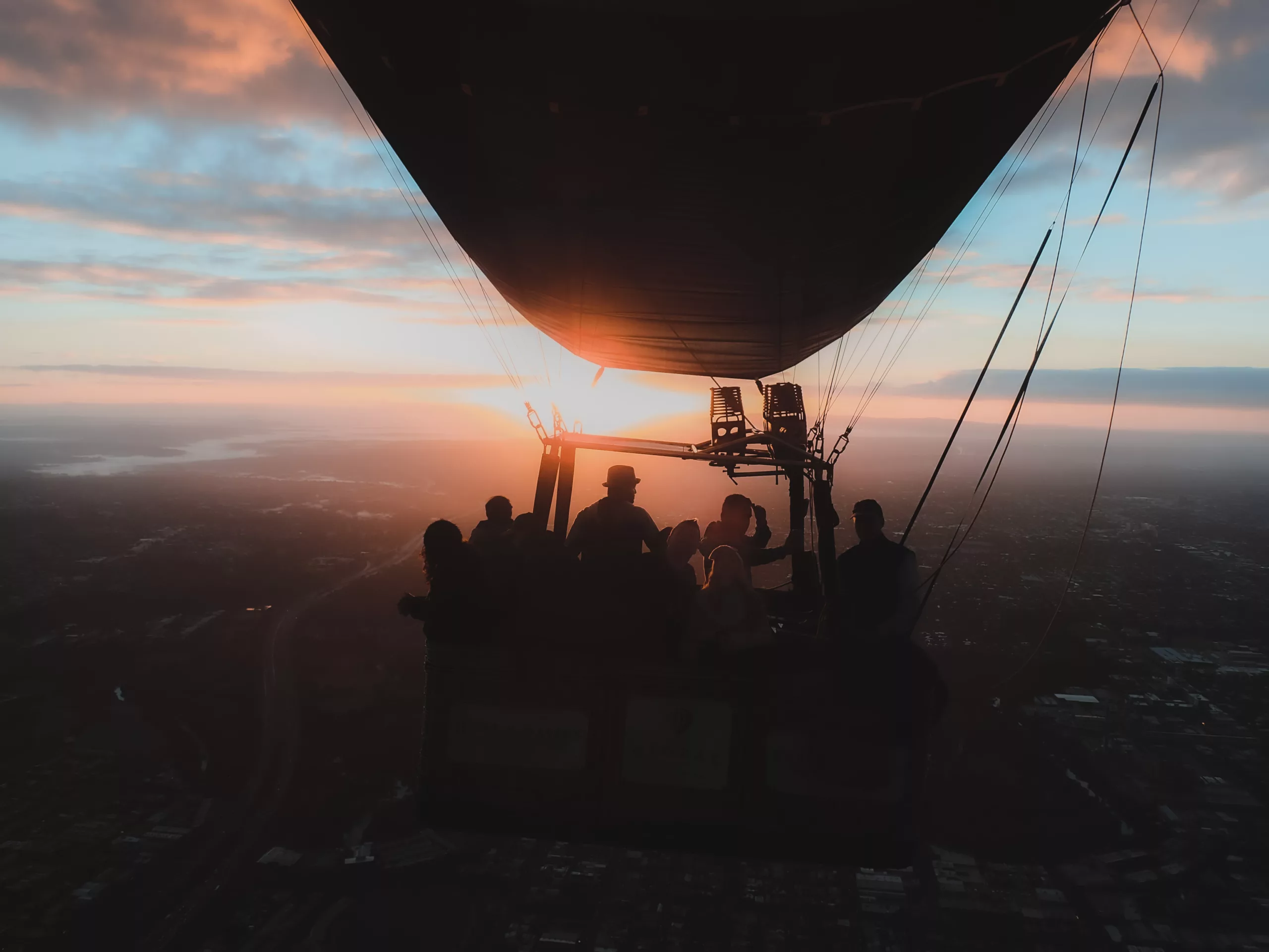 hot air balloon ride over Melbourne